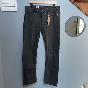 NWT Men’s Levi’s Grey Black 513 Slim Straight Jean